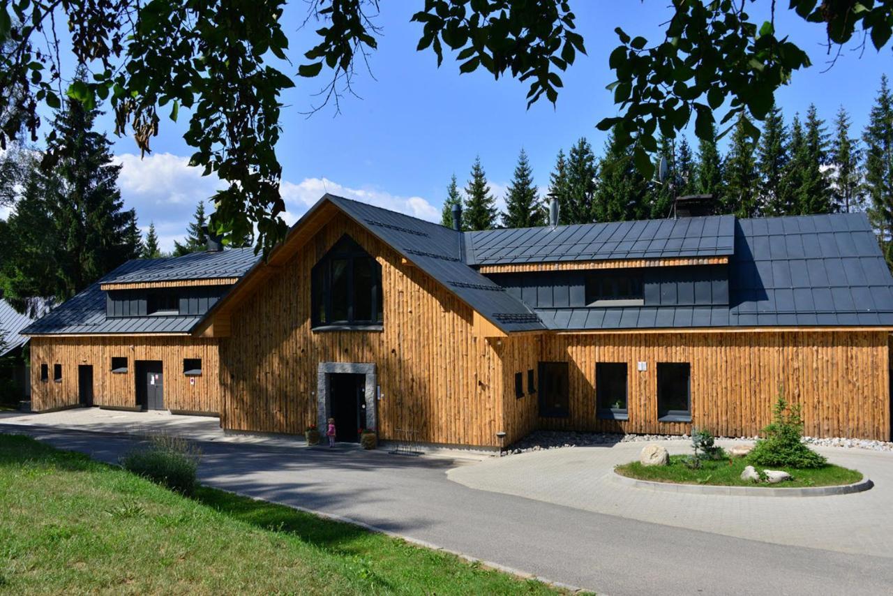 Montanie Resort Desná 外观 照片