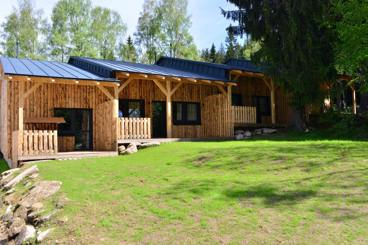 Montanie Resort Desná 外观 照片